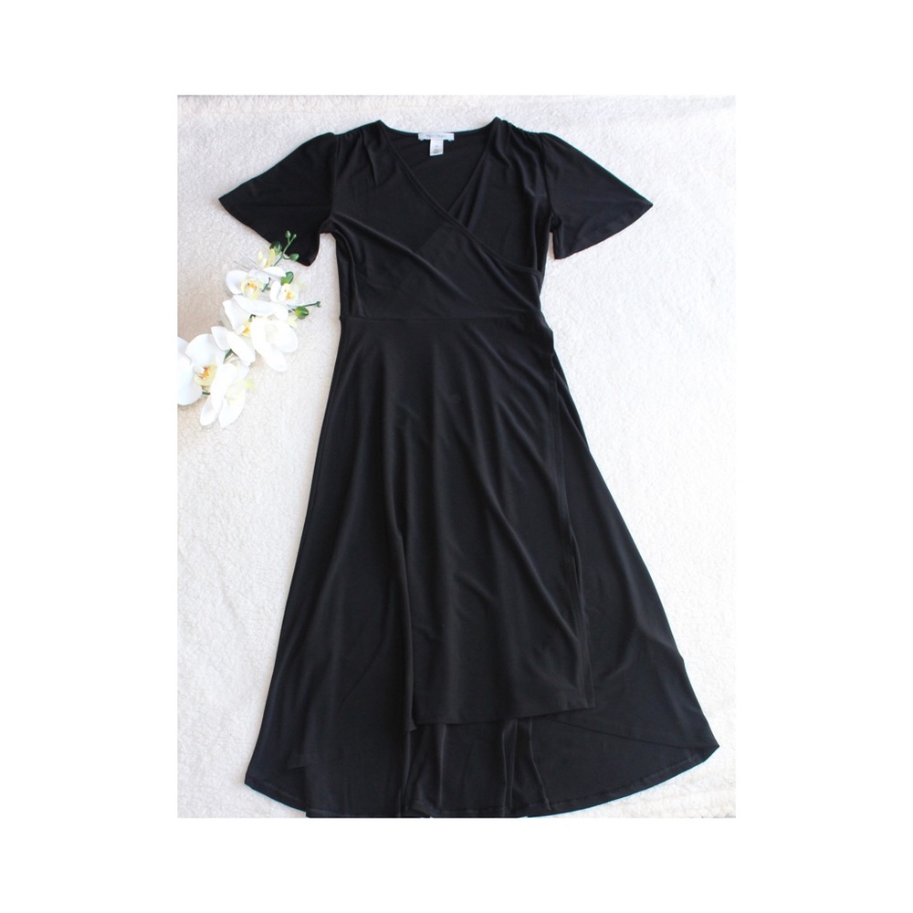 White House Black Market Black Wrap Dress Size 00